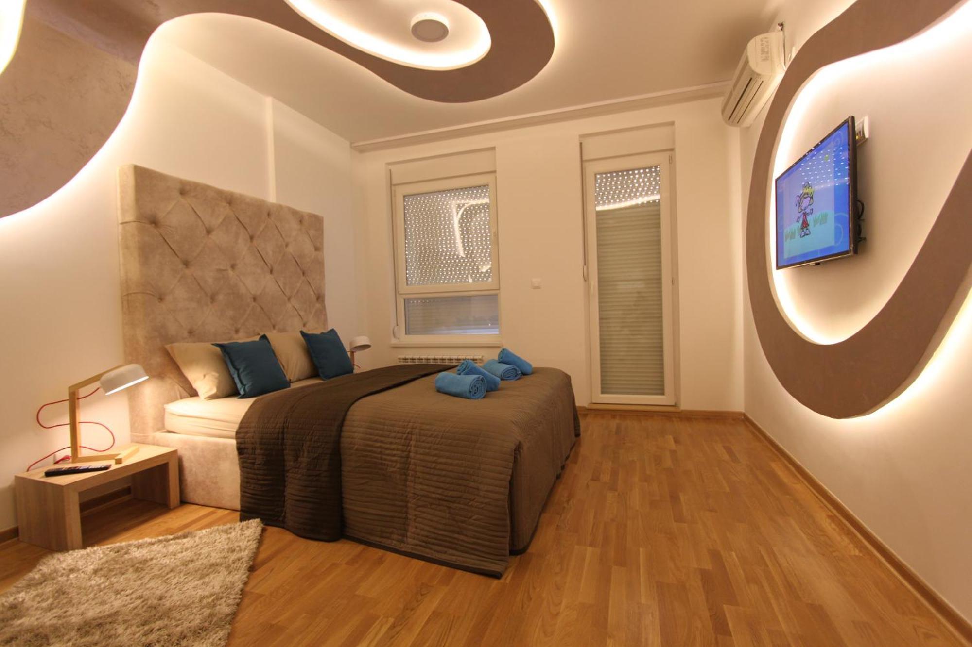 Riviera New Belgrade Apartment, Parking 5 Eur Per Day Dış mekan fotoğraf