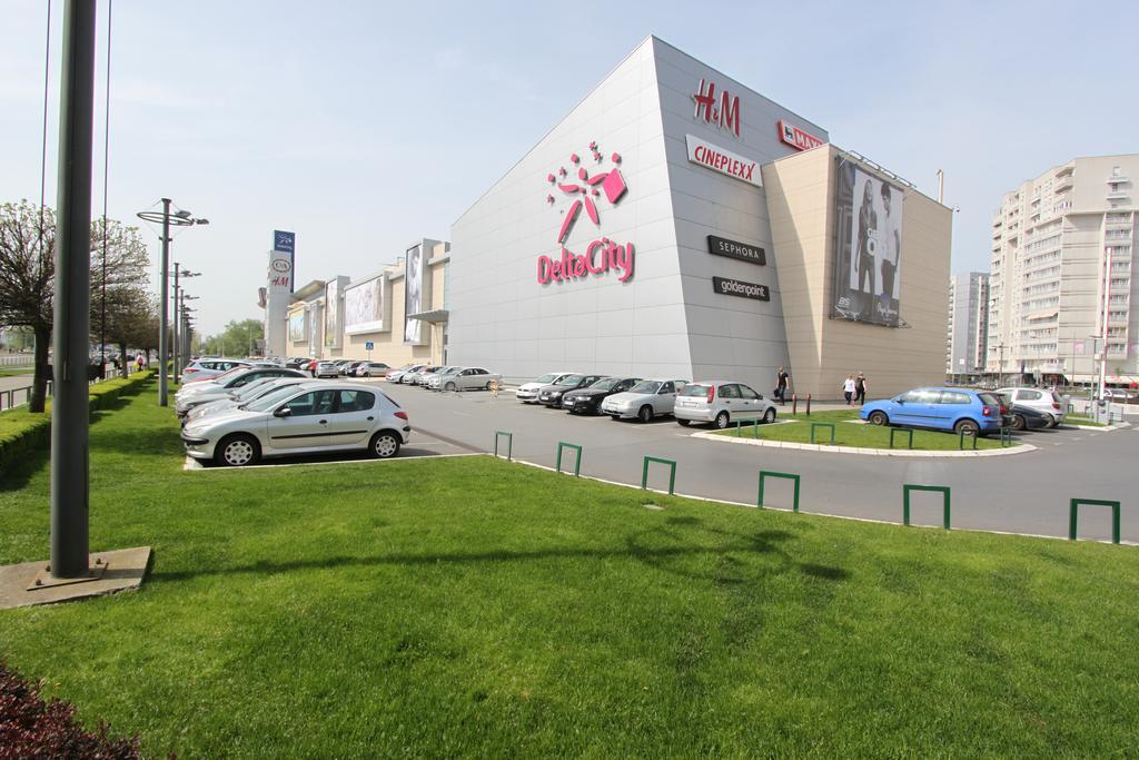 Riviera New Belgrade Apartment, Parking 5 Eur Per Day Dış mekan fotoğraf